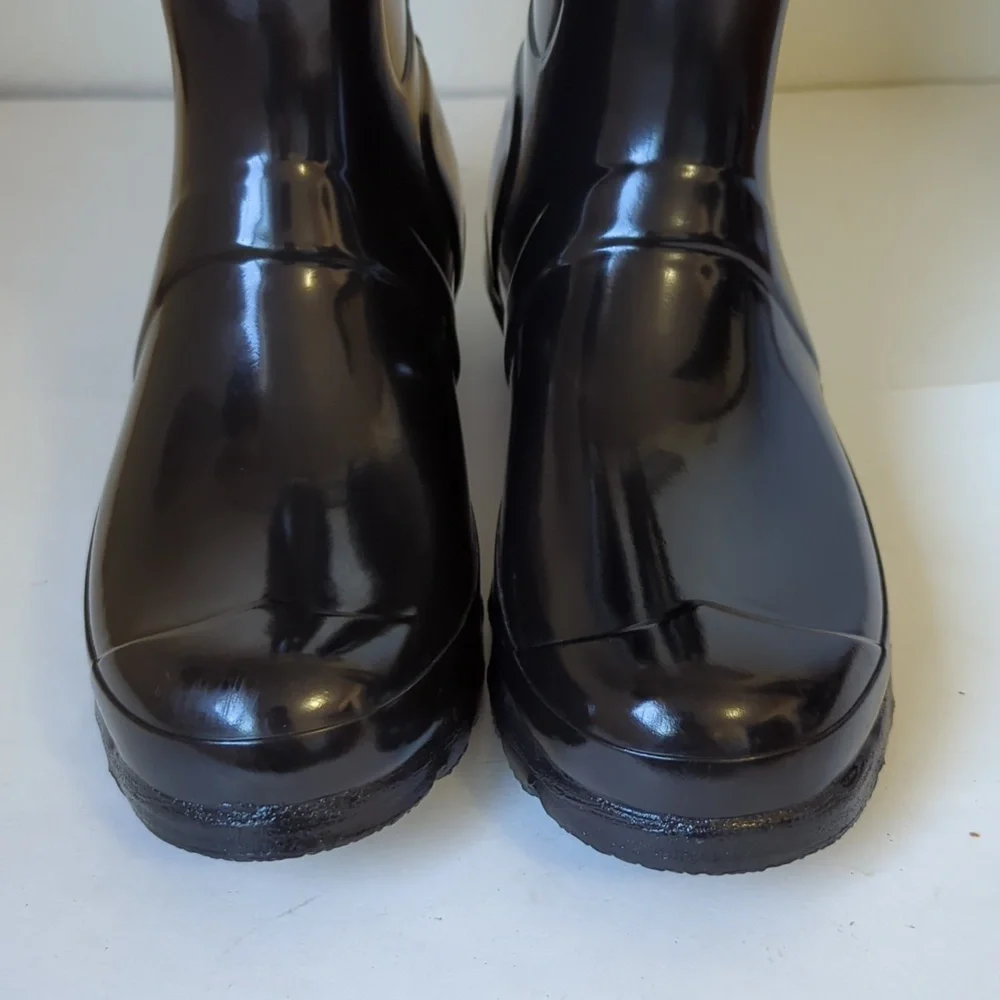 HUNTER ORIGINAL SHORT GLOSS BLACK - Size 7